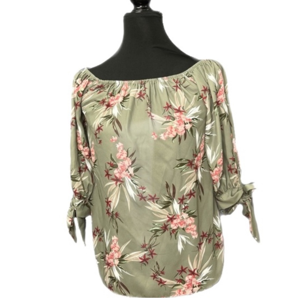 Floral Off-Shoulder Women's Top